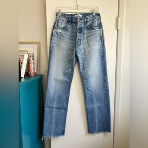 EUC Moussy straight leg jeans, 28.